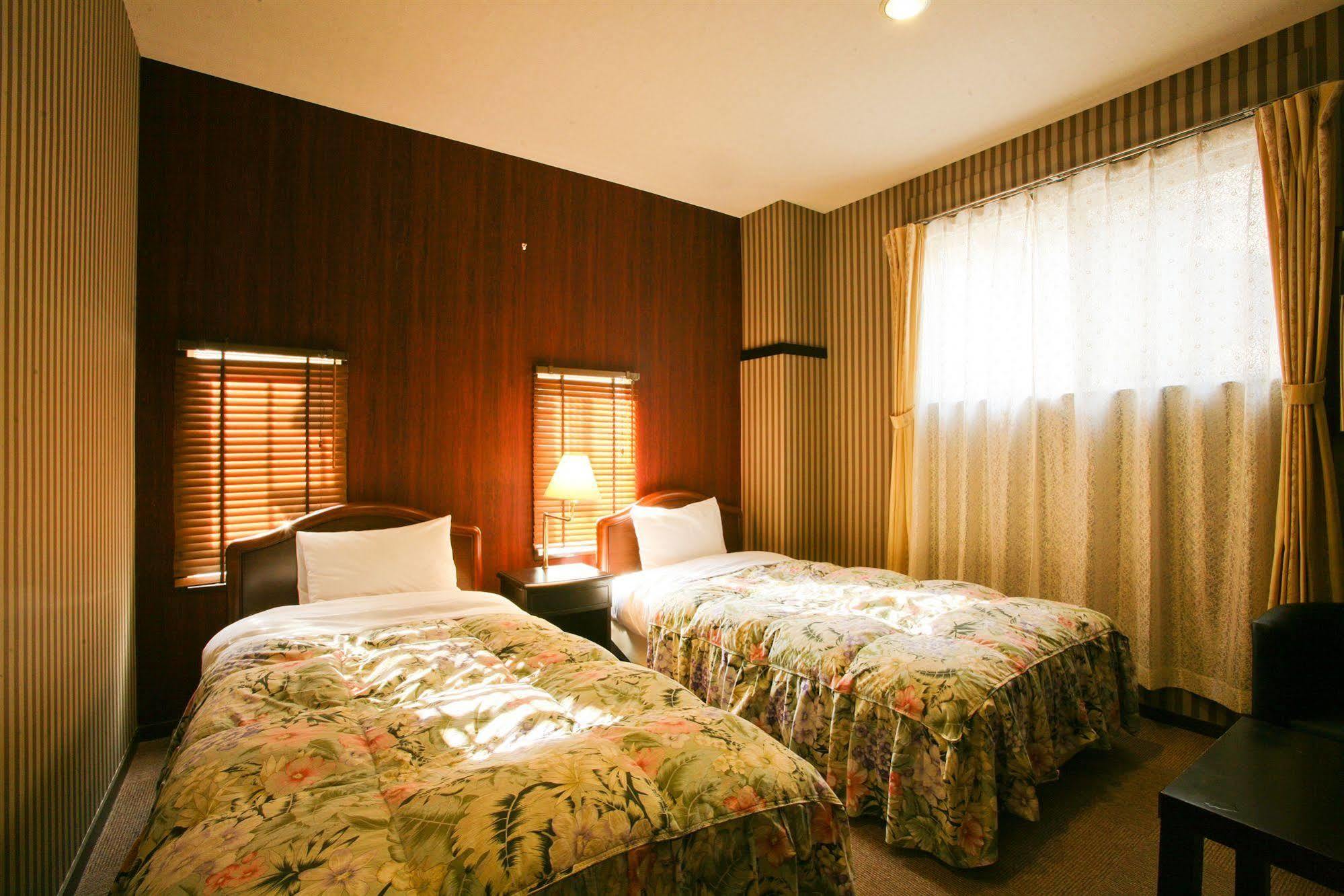 Hotel Ra Kuun Hakone Buitenkant foto